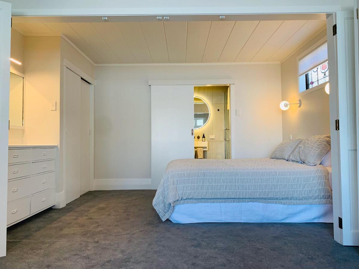 9 The Strand - New Pricing! Russell Exterior photo